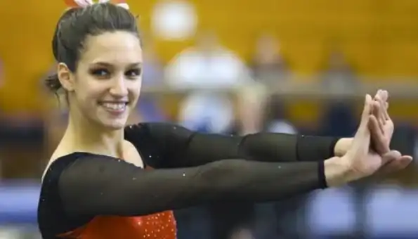 Andrew Luck Wife (Nicole Pechanec)