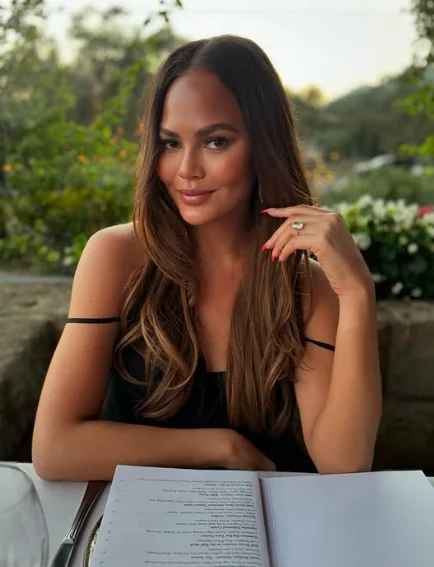 john legend Wife Chrissy Teigen
